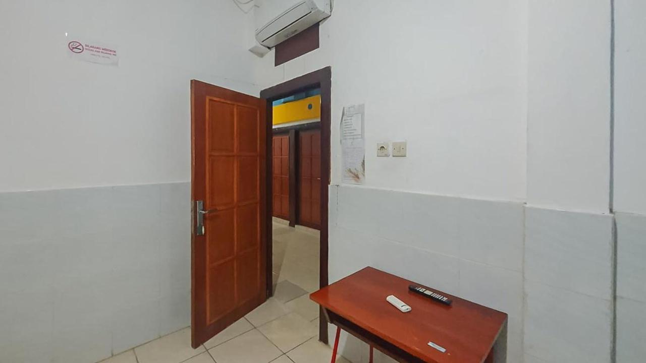 Reddoorz @ Gayatri
